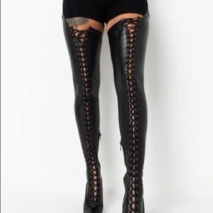 Thigh boots with Chaps